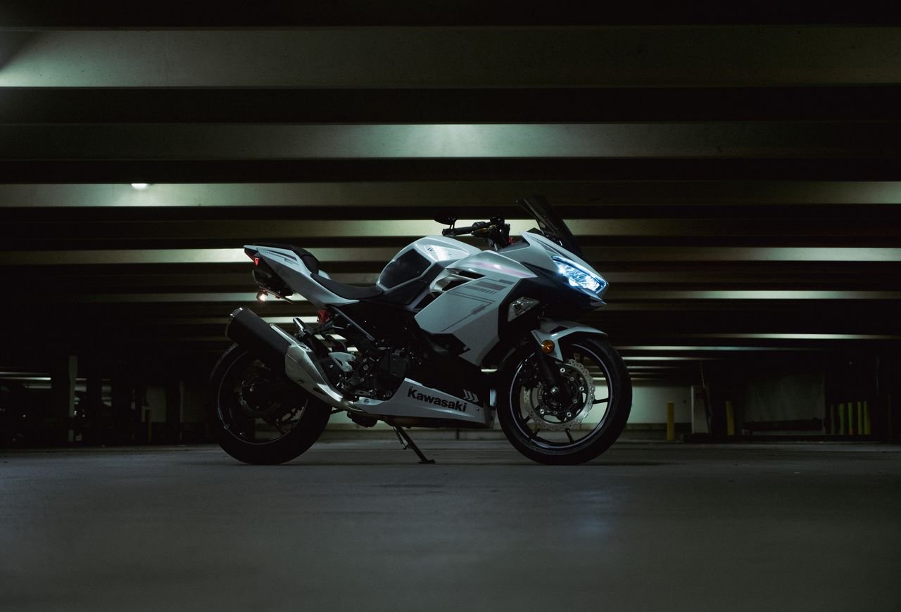 moto kawasaki